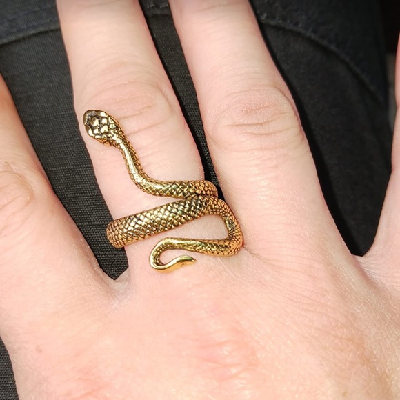 NEW Gold Open Snake Ring Gothic Witchy - Picture 8 of 8